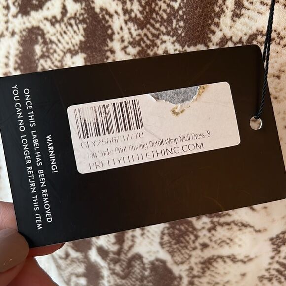 PrettylLittleThing Women’s 4 animal print tie front flowing cardigan NWT - Picture 12 of 16